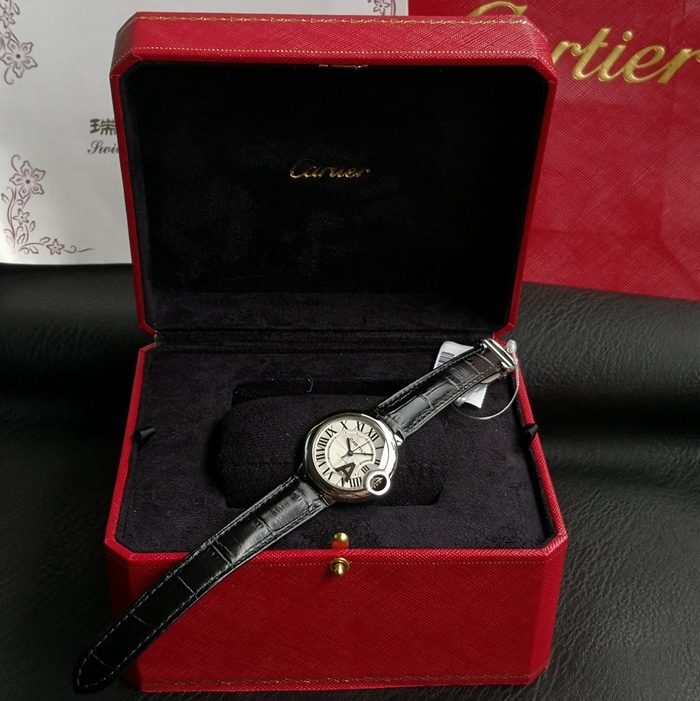 top-tier watch Cartier men's white dial blue balloon series leather strap watch front view