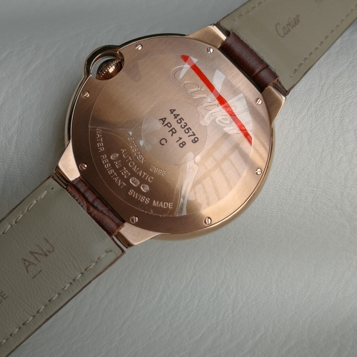 top-tier watch Cartier men's white dial blue balloon leather strap watch back cover picture
