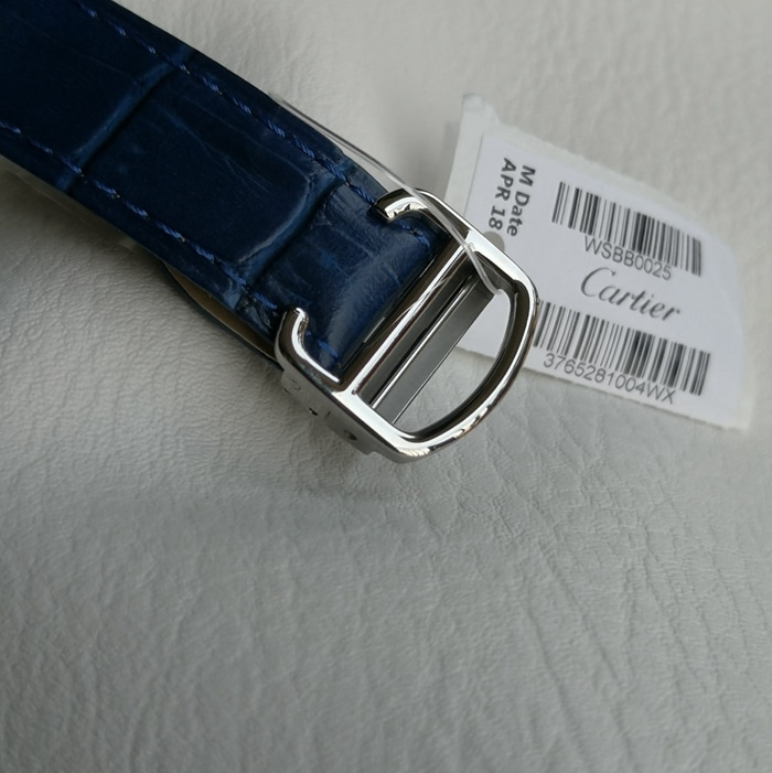 top-tier watch Cartier men's blue dial blue balloon series mechanical leather strap watch clasp picture