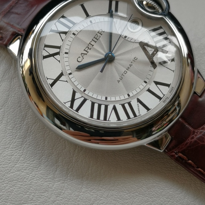 top-tier watch Cartier men's white dial blue balloon series leather strap watch front view