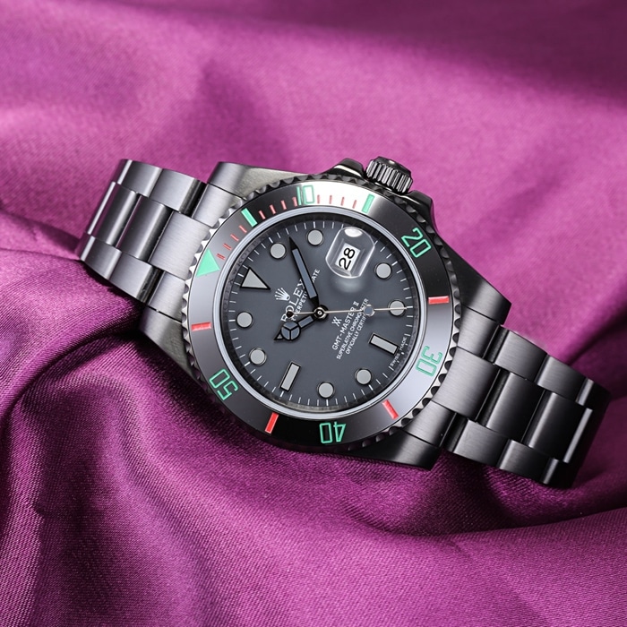 top-tier watch Rolex men's black dialsteel bracelet watch front view