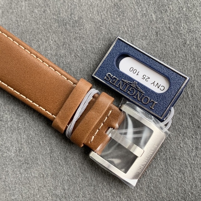 top-tier watch Longines men's white dial pioneer series leather strap watch clasp picture