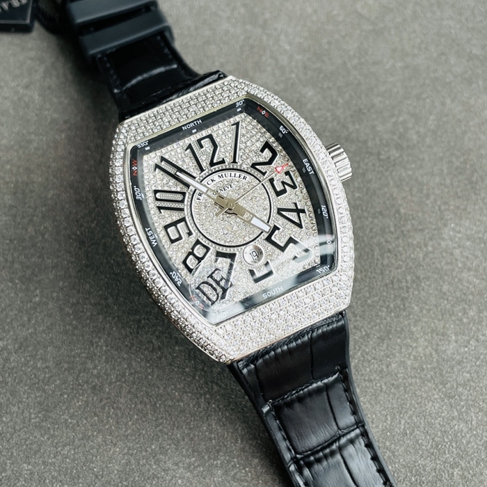 top-tier watch Frank Muller men's white dialV45 SC DT series full automatic movement watch front view