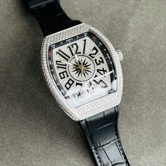 top-tier watch Frank Muller men's white dialV45 SC DT series full automatic movement watch front view