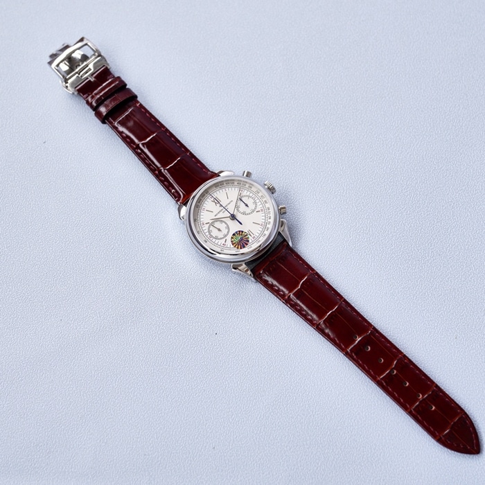 top-tier watch Vacheron Constantin men's white dial1955 series leather strap watch front view