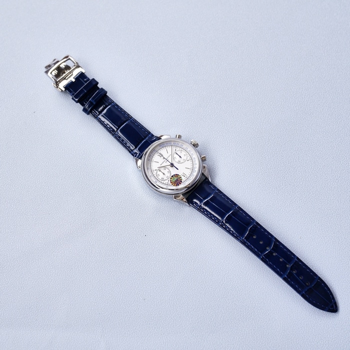 top-tier watch Vacheron Constantin men's white dial 1955 series steel bracelet watch front view