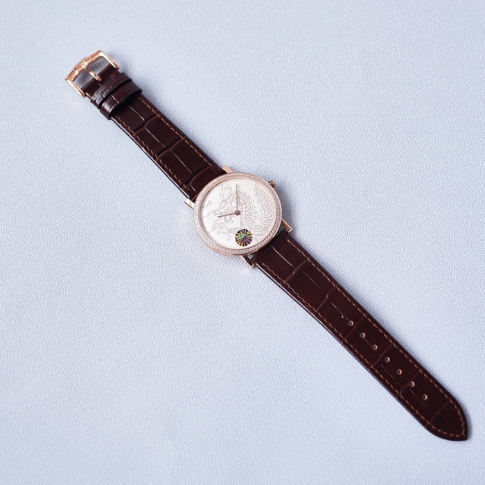 Top-tier watch Piaget men's white dial dragon and phoenix series leather strap watch front view