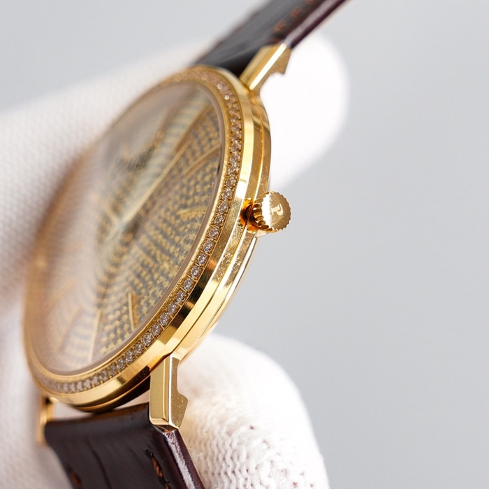 Top-tier watch Piaget men's gold plate Altiplano series automatic movementleather strap watch side view