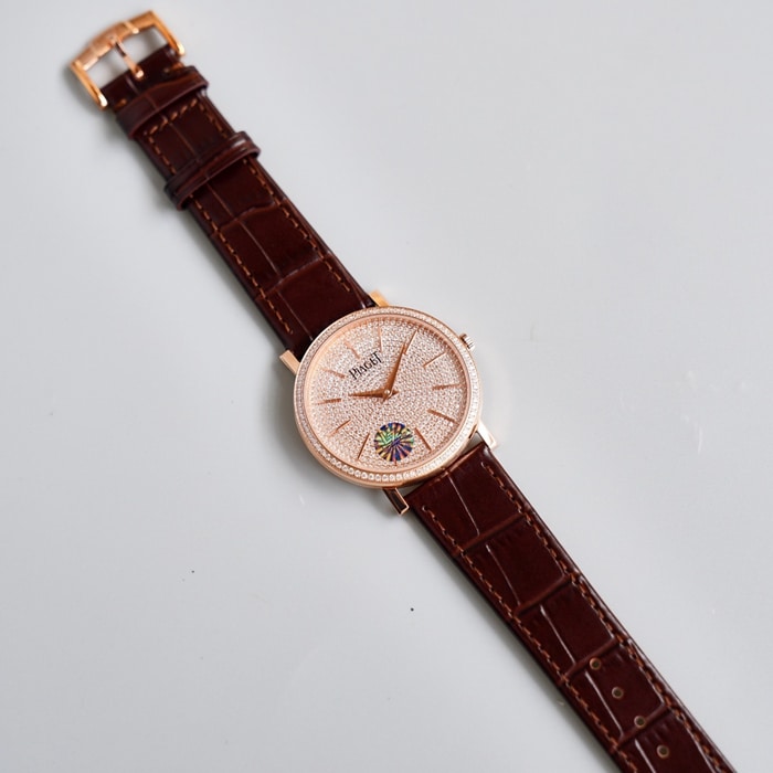 Top-tier watch Piaget men's gold plate Altiplano series automatic movementleather strap watch front view