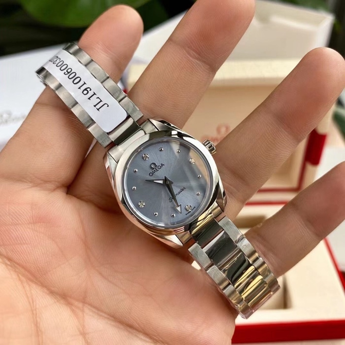 top-tier watch Omega women's blue dial Seamaster series steel bracelet watch front view