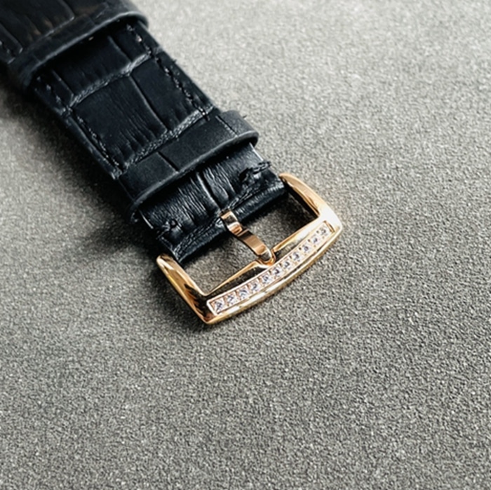 Top collectible watches Frankmuller Men's Gold Plate Full Star Series Belt Watch Front View