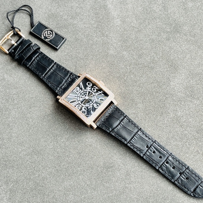 top-tier watch Frank Muller men's black dial starry series leather strap watch front view