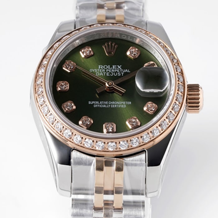 top-tier watch Rolexladies' watchgreen dialDatejuststeel bracelet front view