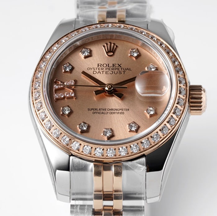 Top-tier watch Rolex women's gold plate Datejuststeel bracelet watch front view