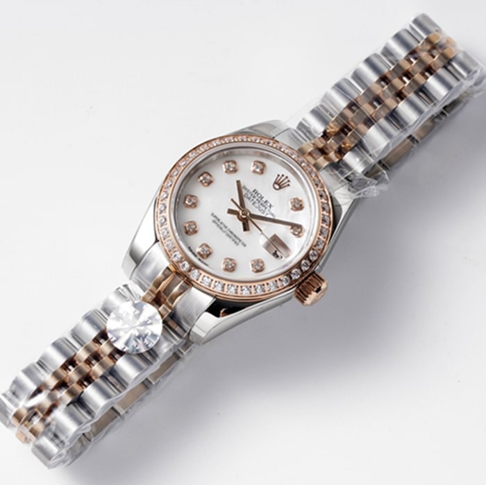 Top-tier watch Rolex women's white dial Date just steel bracelet watch front view