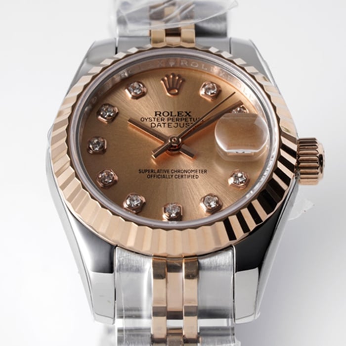 Top-tier watch Rolex women's gold plate Datejuststeel bracelet watch front view