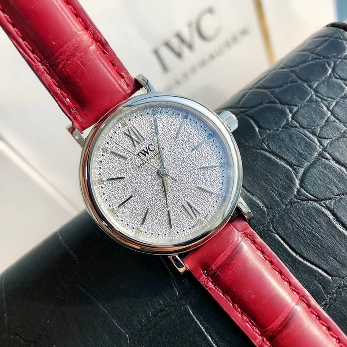 top-tier watch IWC women's white dial Portofino automatic movementleather strap watch front view