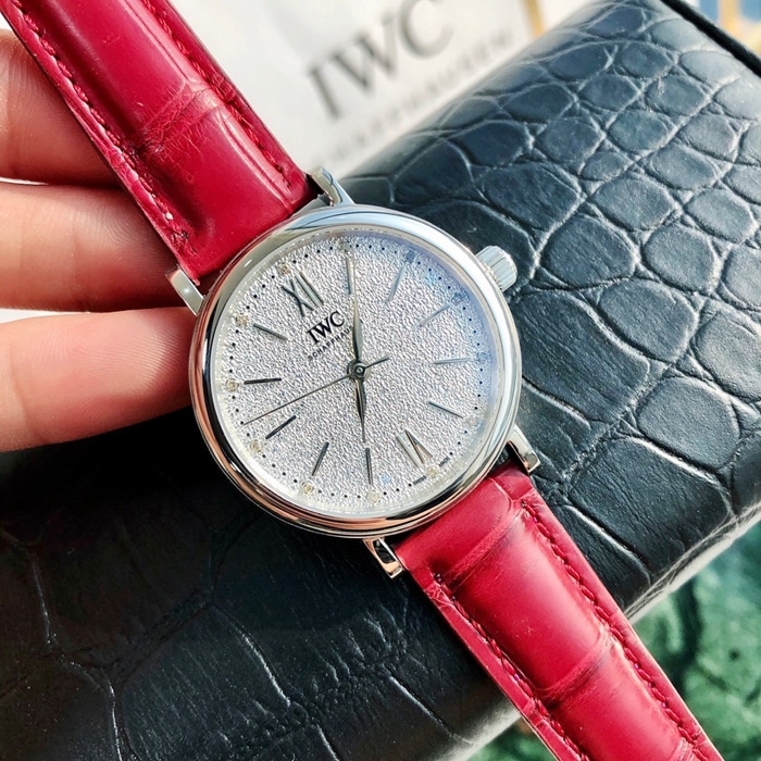 top-tier watch IWC women's white dial Portofino automatic movementleather strap watch front view