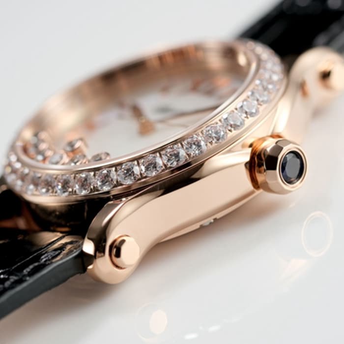 top-tier watch Chopard women's gold plate black belt happy diamond series leather strap watch side view