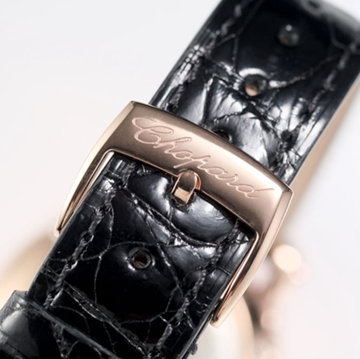 Top collectible watches Chopard Women's White Plate Black Strap Happy Diamond Series Watch Buckle Figure