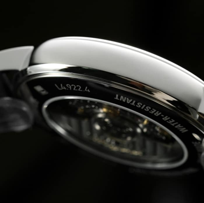 Top-tier watch Longines men's black dial black belt magnificent series watch side view