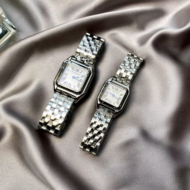 top-tier watch Cartier women's white dial gold steel bracelet cheetah series watch front view