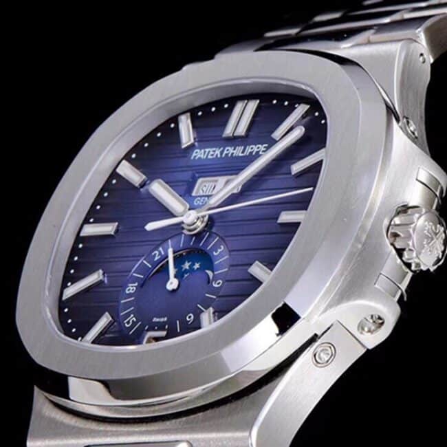 top-tier watch Patek Philippe men's blue dialsteel braceletNautilus annual calendar bowl watch 5726 series watch detail shots