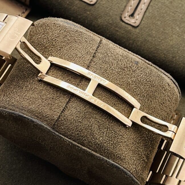 top-tier watch Girard-Perregaux men's white dial gold belt laurel series tourbillon watch clasp picture