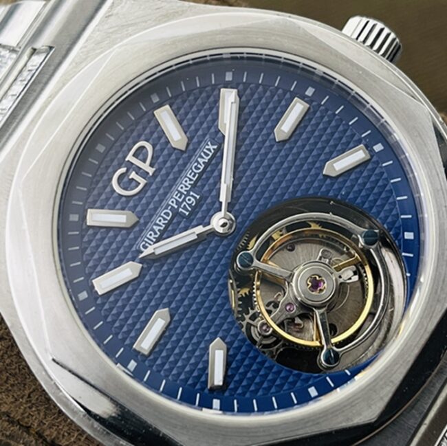 Top-tier watch Girard-Perregaux men's blue dialsteel bracelet Laurel series real tourbillon mechanical watch front view