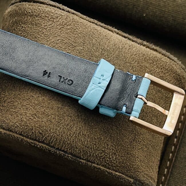 Top-tier watch Countess blue dial blue belt time series watch clasp picture