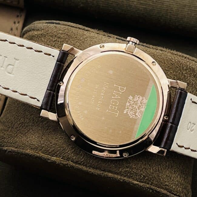 top-tier watch Piaget men's white dial brown belt dragon and phoenix series watch back cover picture