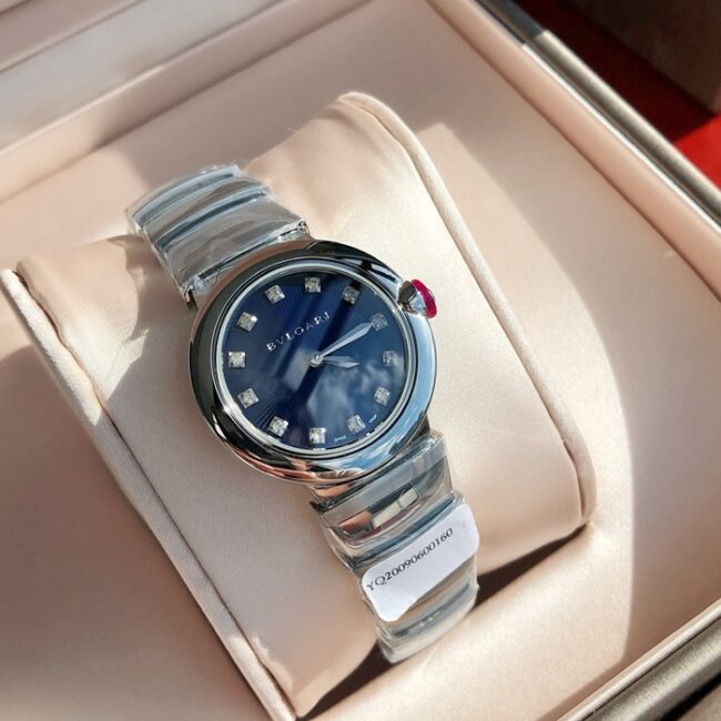 top-tier watch Bvlgari women's blue dialsteel braceletLVCEA series watch front view