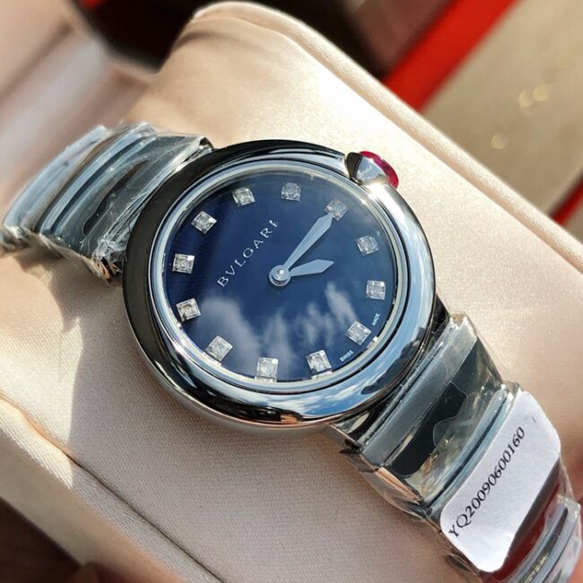 top-tier watch Bvlgari women's blue dialsteel braceletLVCEA series watch front view