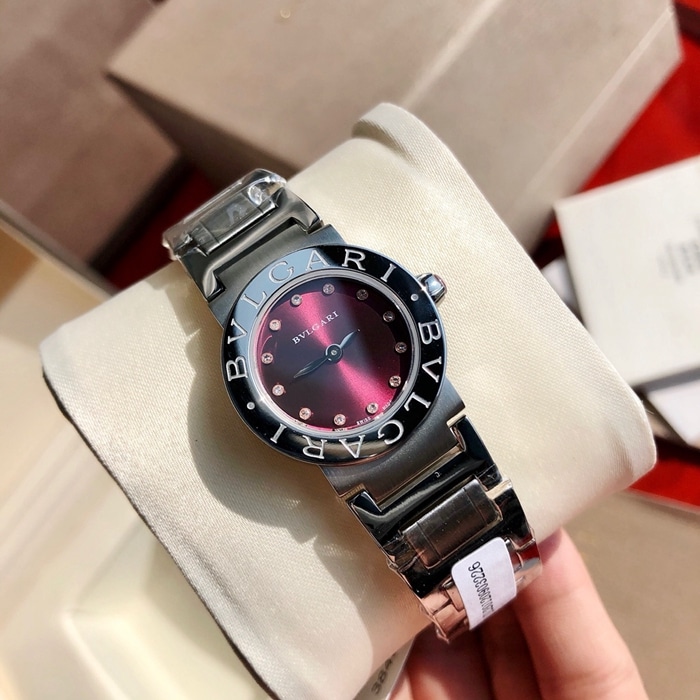 top-tier watch Bvlgari women's red plate steel braceletquartz watch front view