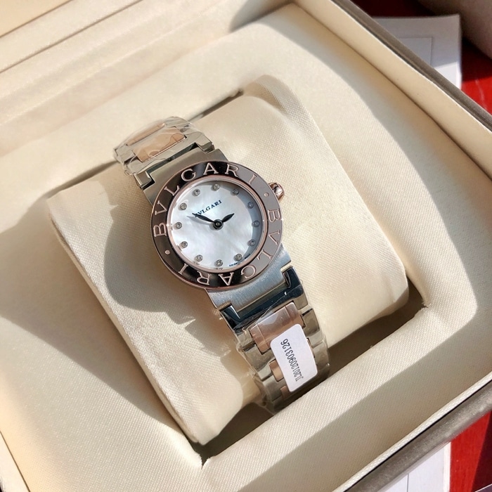 top-tier watch Bvlgari women's white dialsteel bracelet perfect fashion quartz watch front view