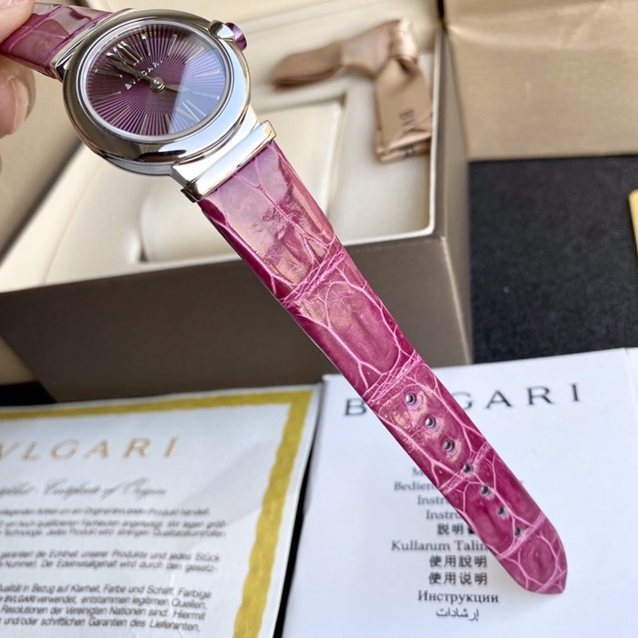 top-tier watch Bvlgari women's red plate red strap LVCEA series quartz watch bracelet picture