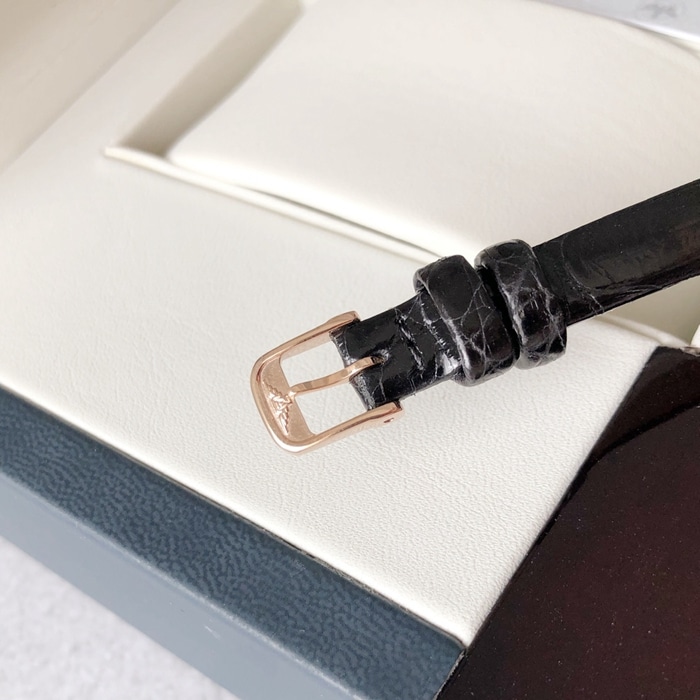 Original top-tier watch Longines women's white dial black belt waltz series casual watch clasp picture