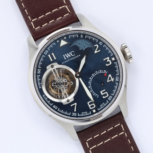 top-tier watch IWC men's blue dial hour room pilot series tourbillon watch bracelet picture front view