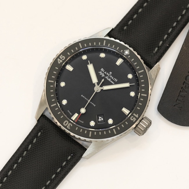 GF Factorytop-tier watch Blancpain Fifty Fathoms series men's black dial black belt automatic movement watch front view