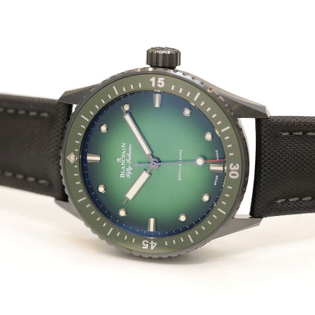 GF Factorytop-tier watch Blancpain men's green dial nylon strap fifty fathom series limited edition watch front view