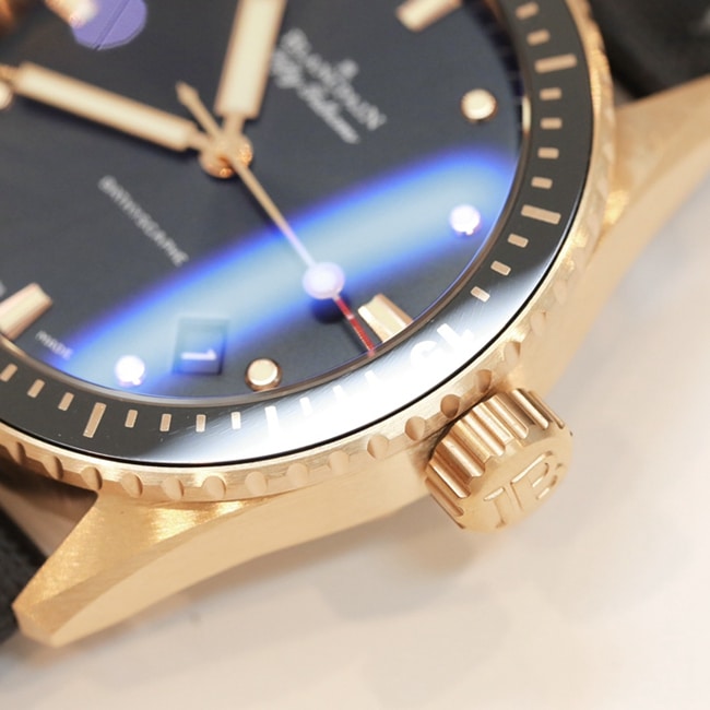 GF Factorytop-tier watch Blancpain men's black dial black belt nylon belt fifty fathom series watch detail shots