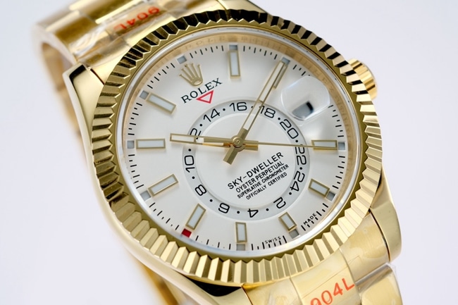 top-tier Rolex men's white dial gold belt Navigator series automatic movement watch front view