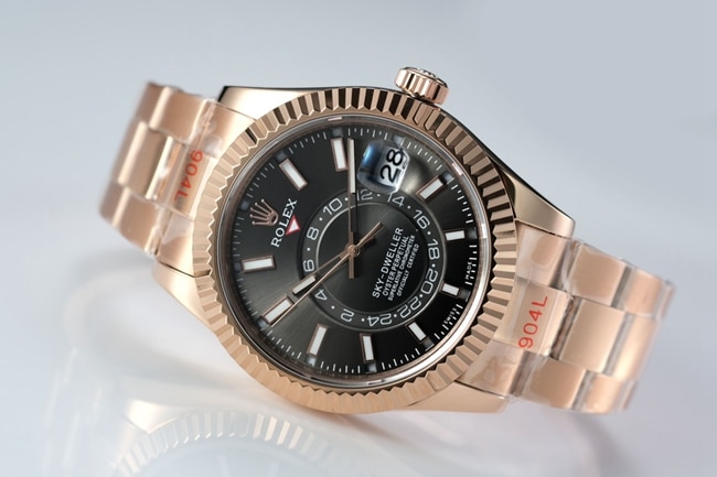 top-tier replicaRolex men's black dialrose gold with pilot series automatic movement watch front view