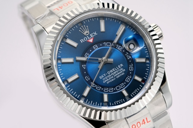 top-tier replicaRolex men's blue dialsteel bracelet pilot series automatic movement watch front view