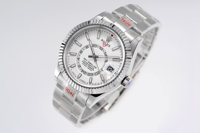 Top-tier replicaRolex men's white dialsteel bracelet Navigator series fully automatic movement watch front view