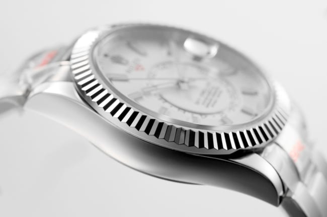 Top-tier replicaRolex men's white dialsteel bracelet Navigator series full automatic movement watch side view