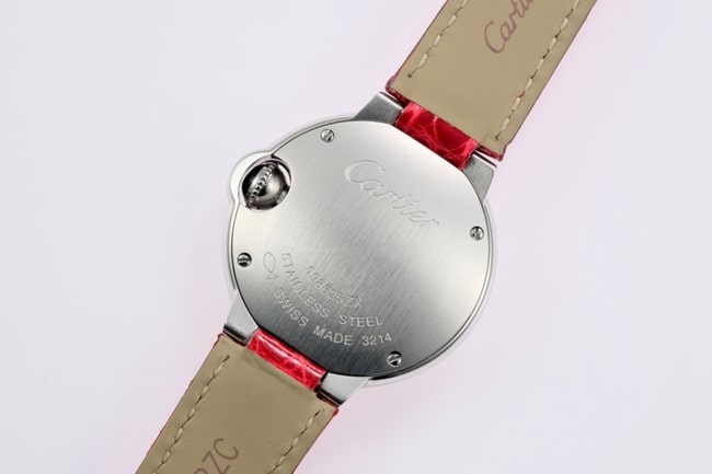 top-tier replicaCartier women's red plate with blue balloon leather strap watch back cover picture