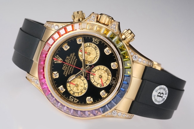 top-tier replicaRolex men's black dialrubber strap new Daytona automatic movement watch front view