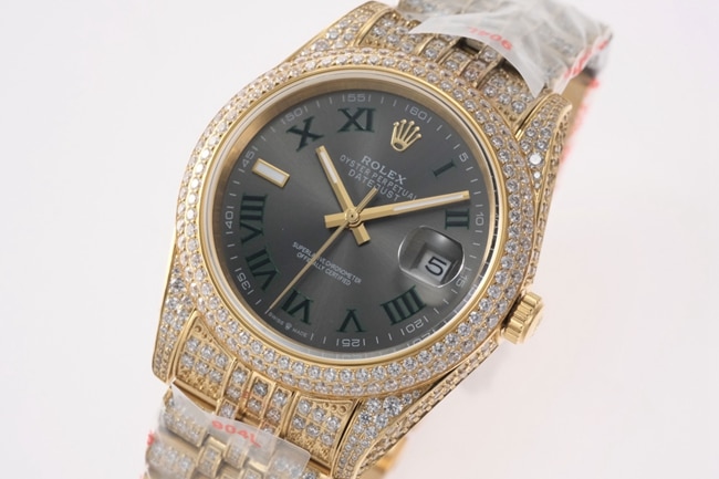 TW factory top-tier replicaRolex men's black dial 18k gold steel braceletDatejust series automatic movement watch front view