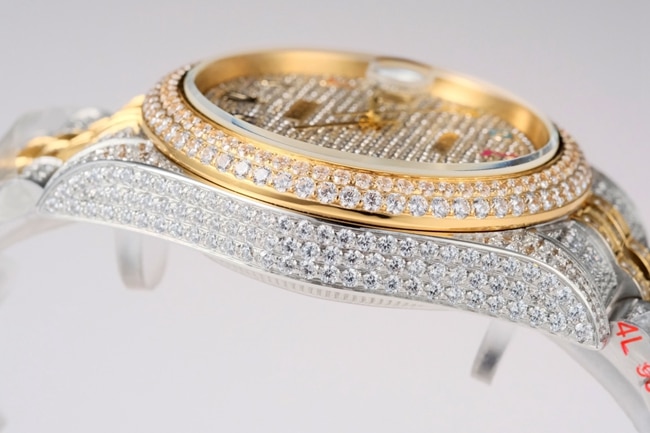 TW factory top-tier replicaRolex men's white dialsteel bracelet full diamond Datejust series 18k gold automatic movement watch side view